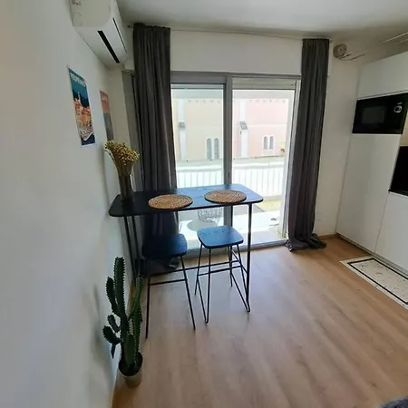 Appartement Beau Proche Centre Et